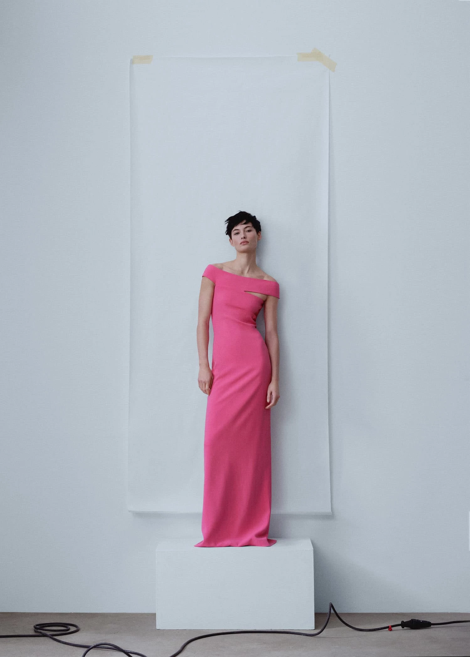 Robe Col Asymétrique 4 Robe Col Asymétrique – Image 2