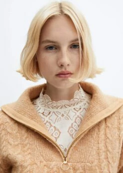 Pull-over Torsades Col Zippé -Promos Mango Boutique 57007736 09 D1