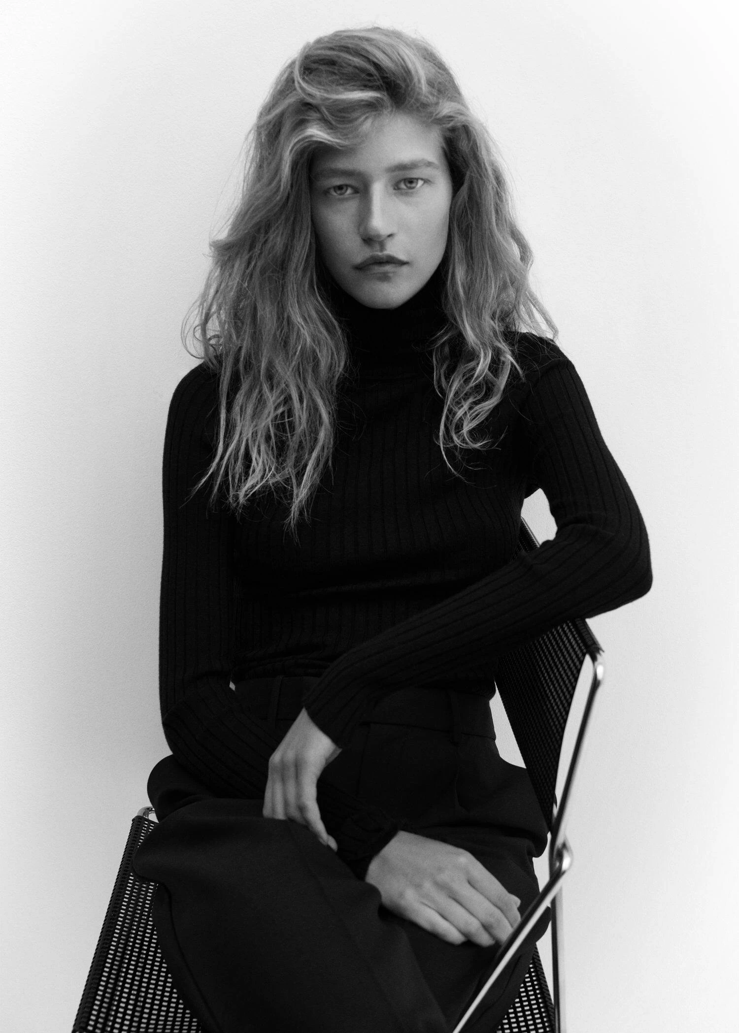 Pull-over à Col Montant En Maille Côtelée 14 Pull-over à Col Montant En Maille Côtelée – Image 12