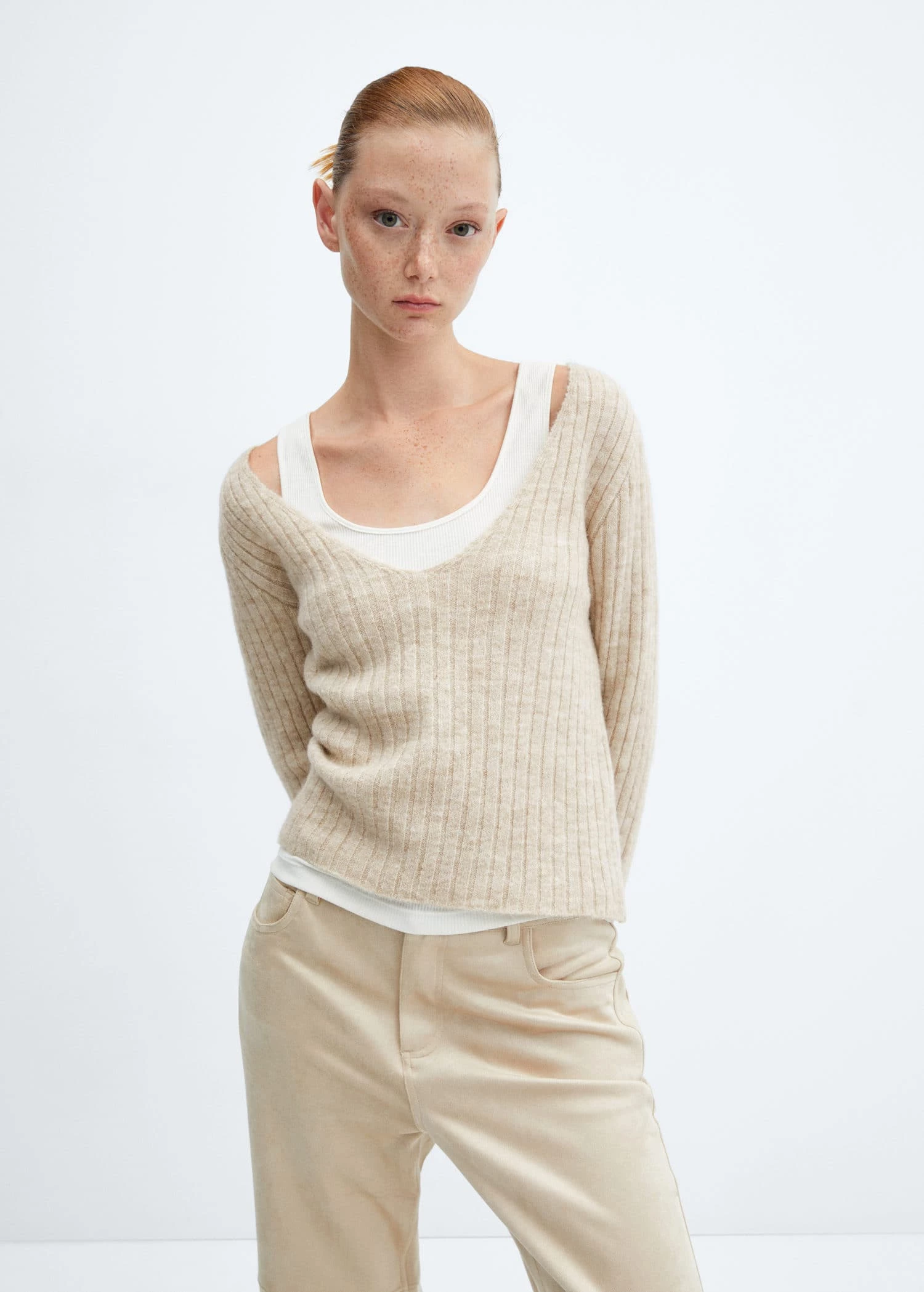 Pull-over Côtelé Col En V 13 Pull-over Côtelé Col En V – Image 11