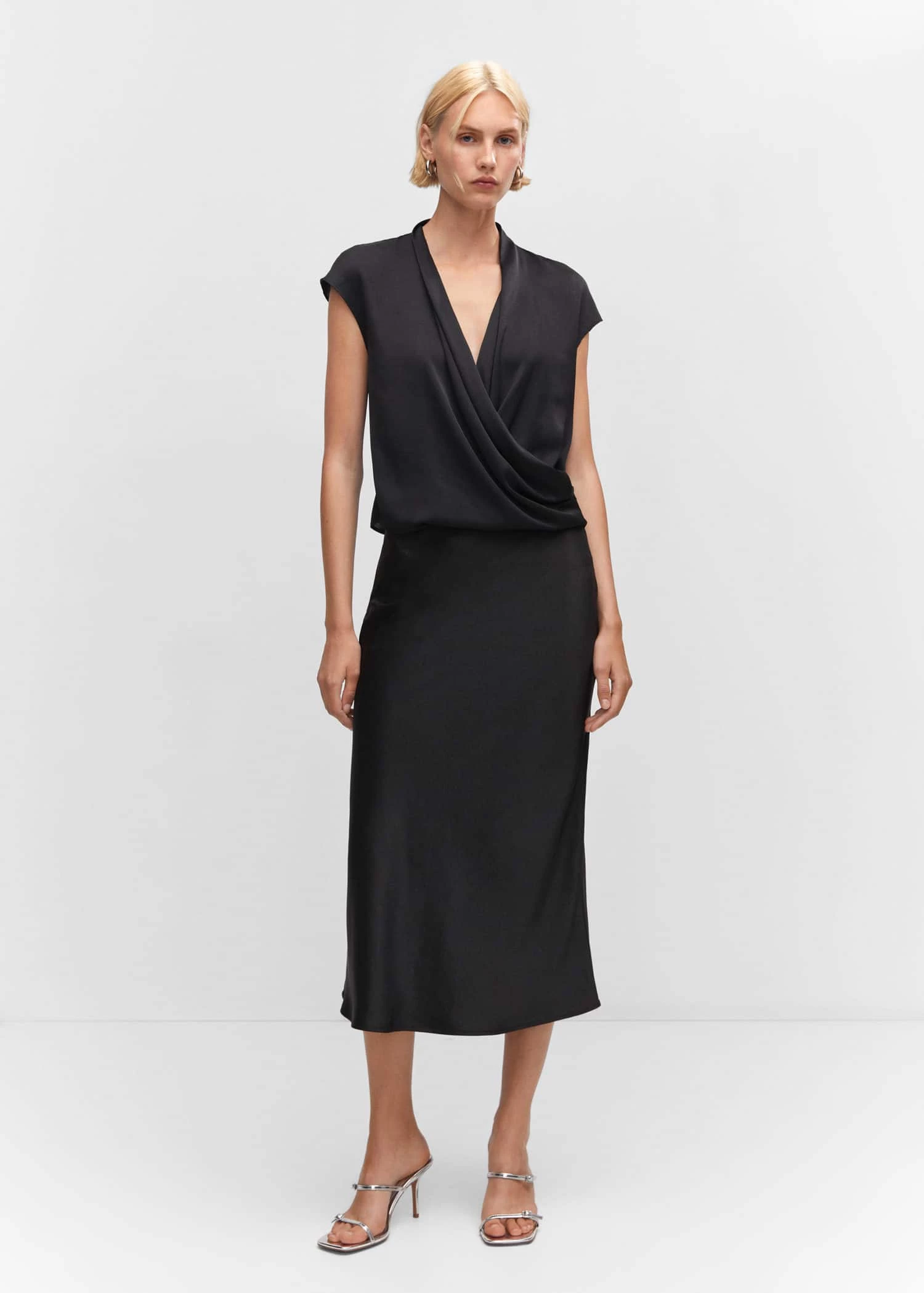 Blouse Croisée Sans Manches 13 Blouse Croisée Sans Manches – Image 11