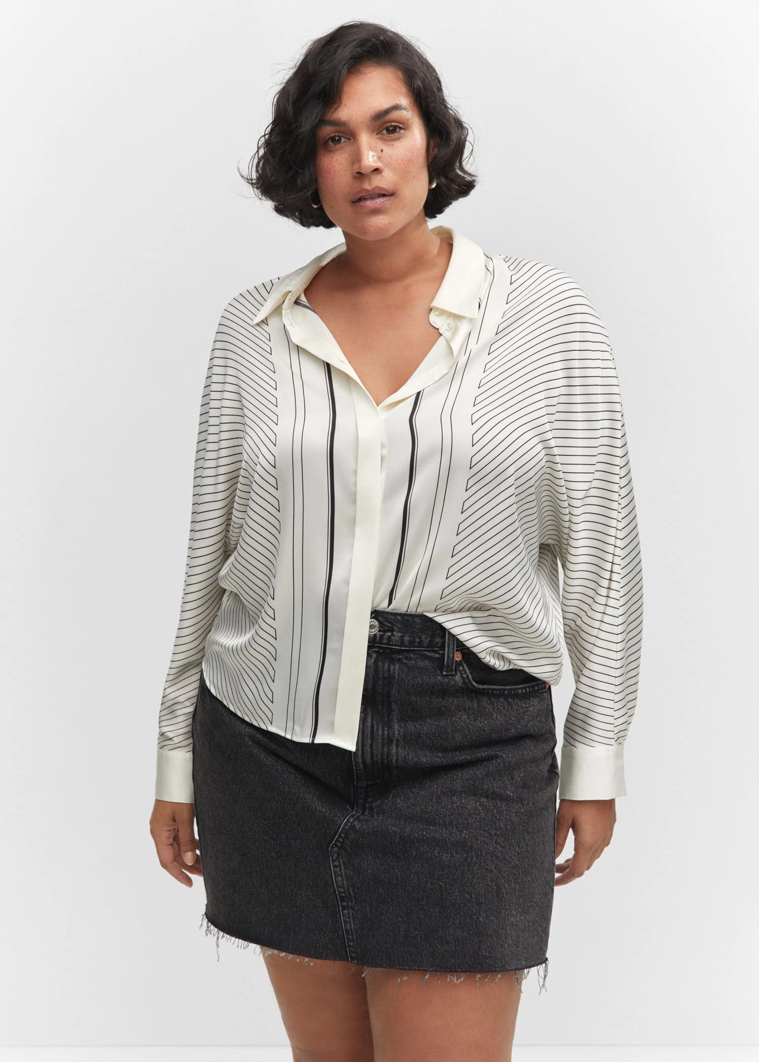 Chemise à Rayures Satinée 10 Chemise à Rayures Satinée – Image 8