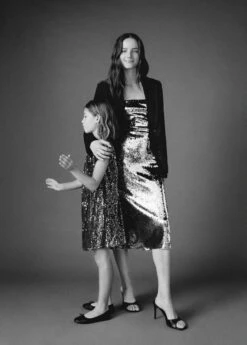 Robe Sequins Ouverture 17 Robe Sequins Ouverture -Promos Mango Boutique 57029100 PL D6