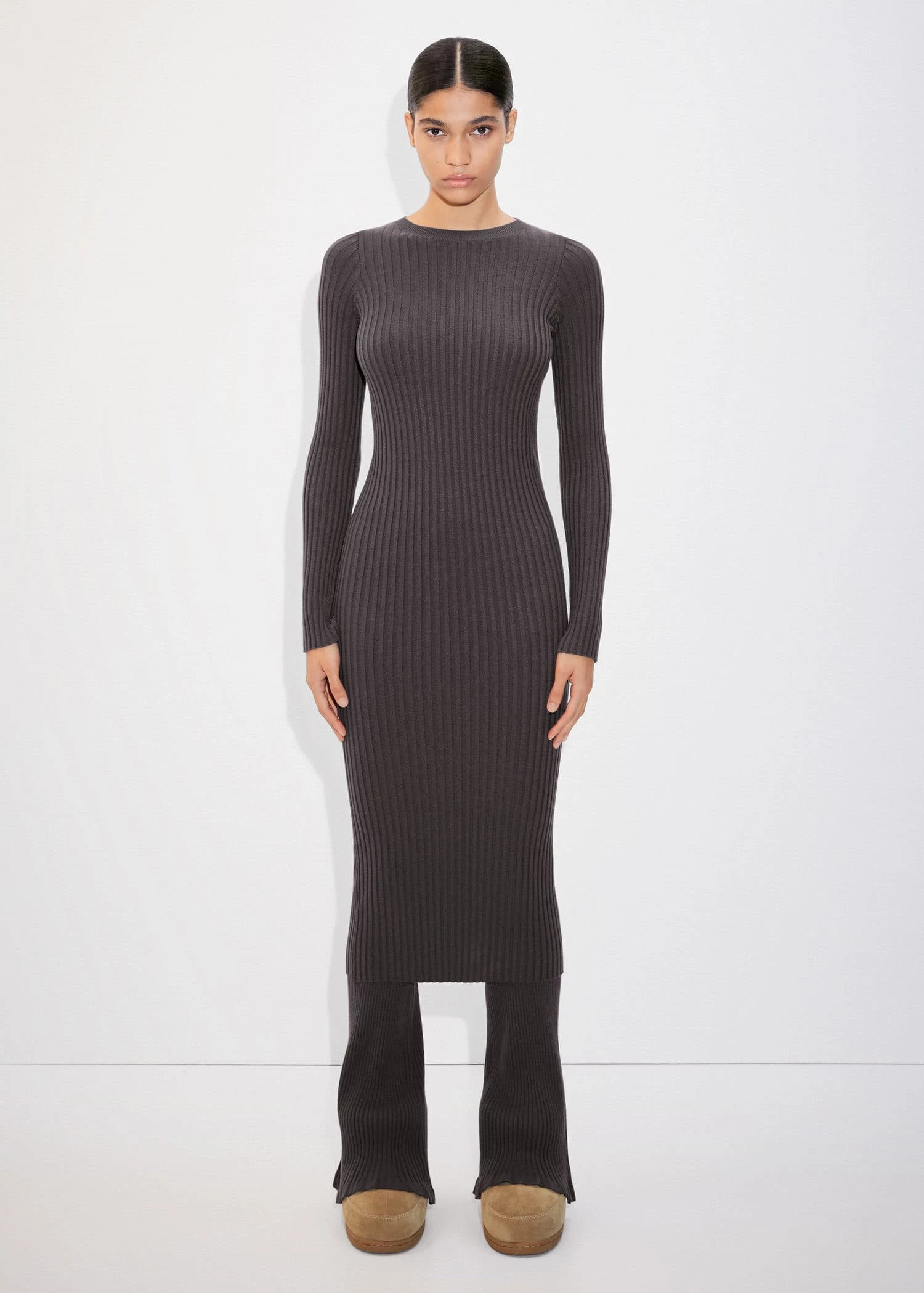 Robe Midi à Bords Côtelés 4 Robe Midi à Bords Côtelés – Image 2