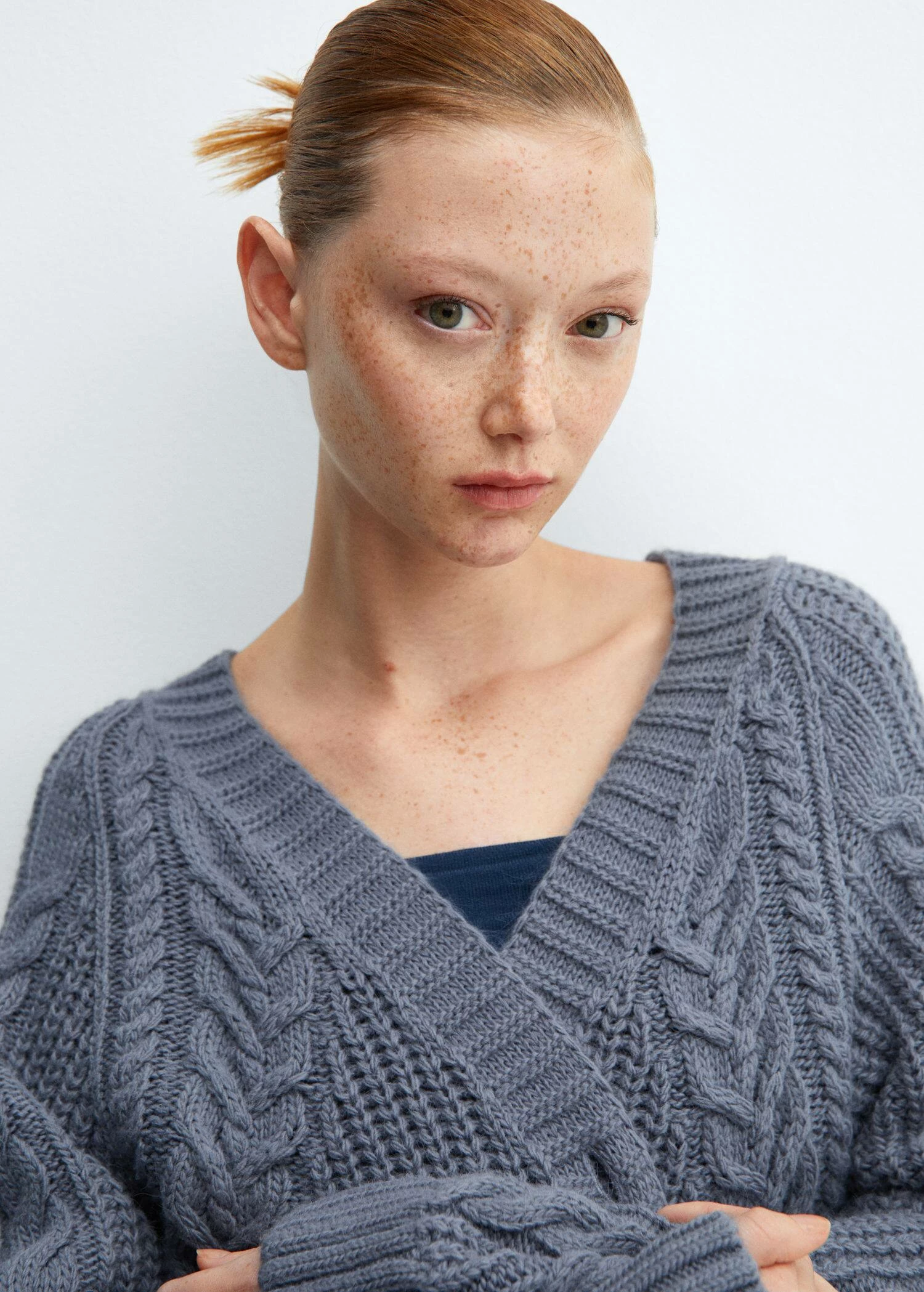 Cardigan Maille Torsadée Boutons 6 Cardigan Maille Torsadée Boutons – Image 4