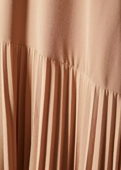 Robe à Empiècement Plissé -Promos Mango Boutique 57040750 33 D8