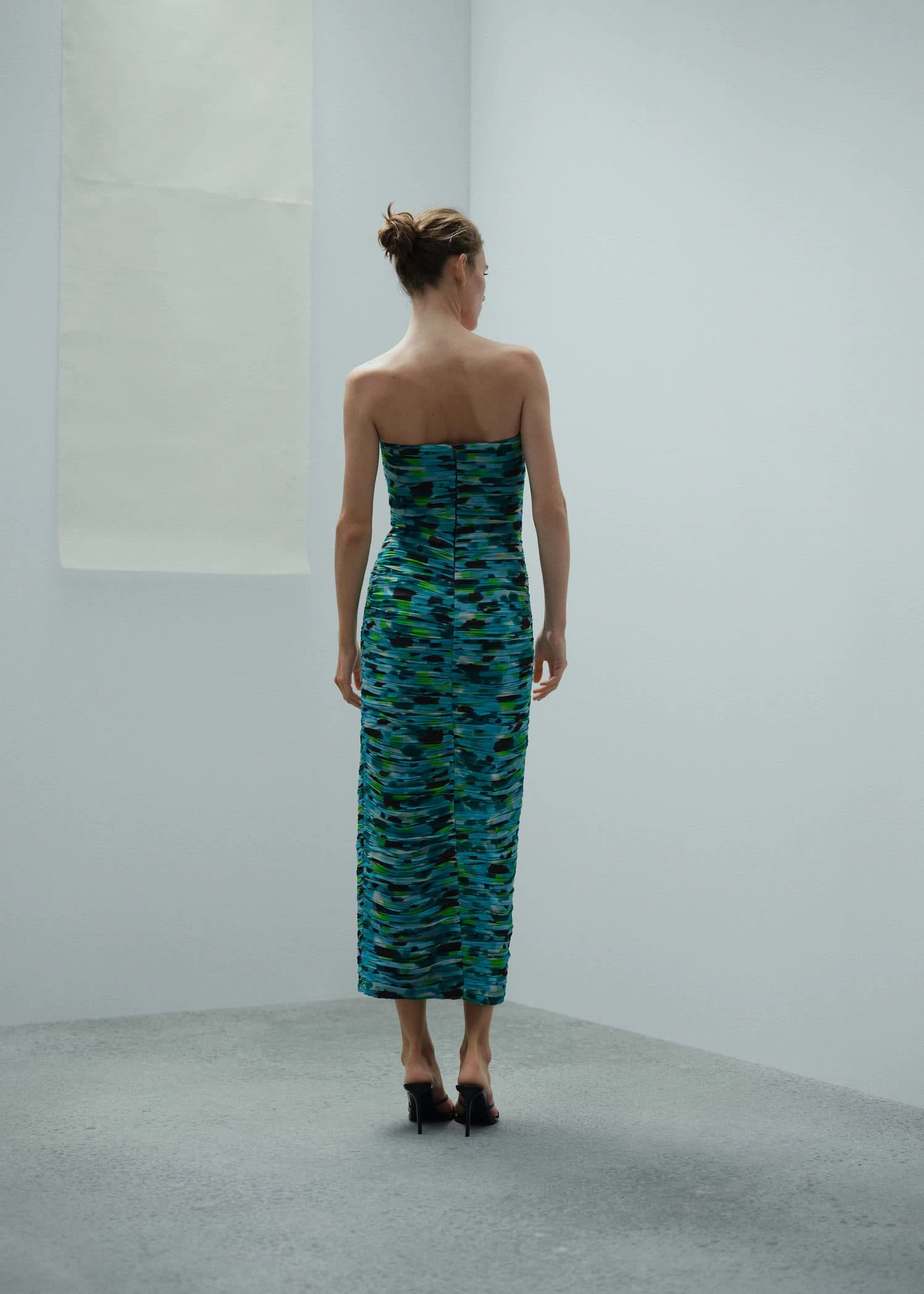 Robe Froncée Encolure Cœur 6 Robe Froncée Encolure Cœur – Image 4