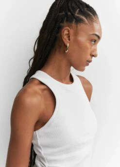 Top Emmanchures Américaines Dos Plongeant 28 Top Emmanchures Américaines Dos Plongeant -Promos Mango Boutique 57074028 01 D1