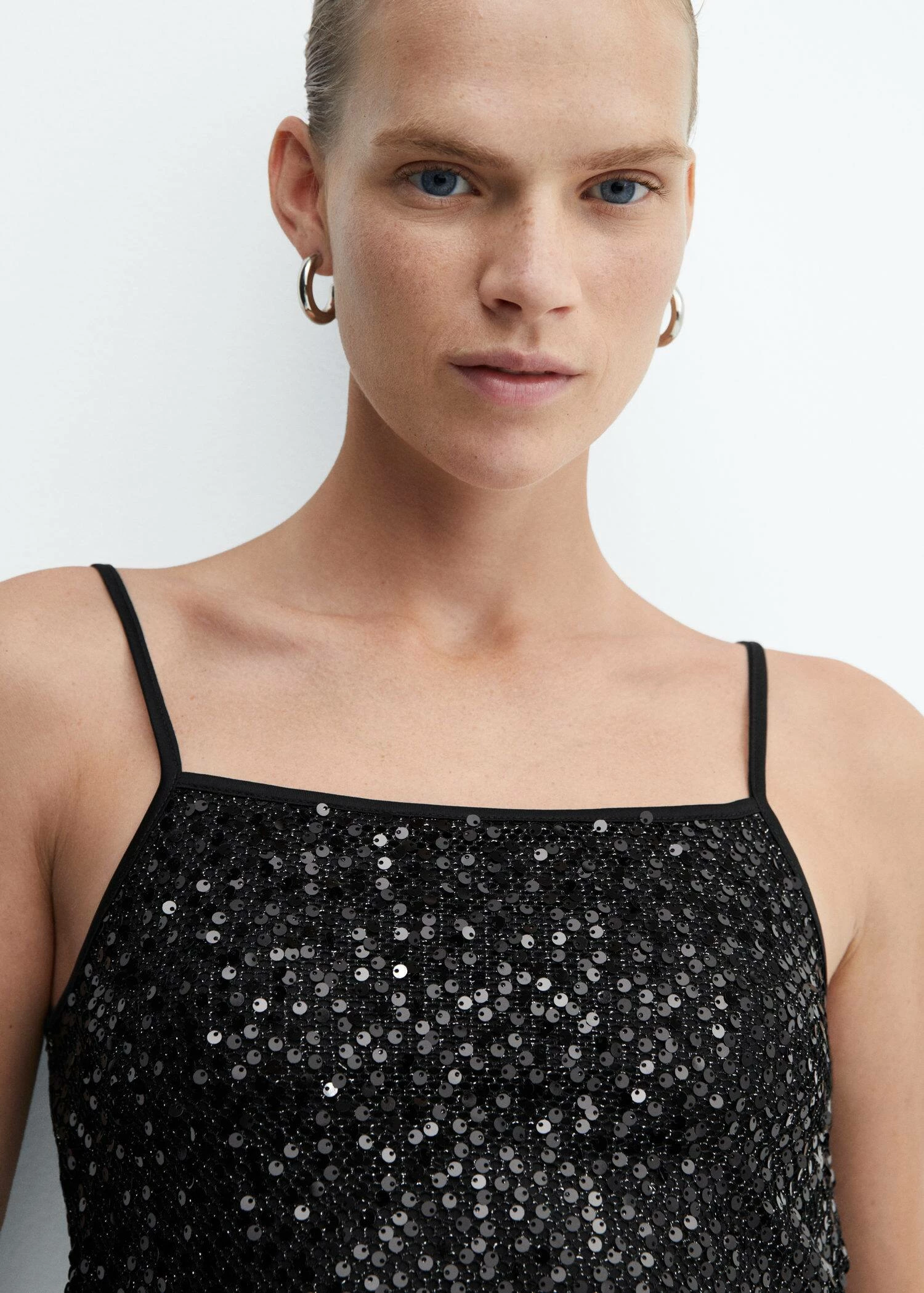 Top Sequins Fines Bretelles 6 Top Sequins Fines Bretelles – Image 4